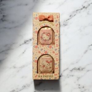 NEW Sanrio Hello Kitty Bath Fizz/Bath‎ Bombs